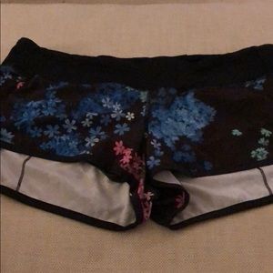 Lululemon speed up short 2.5